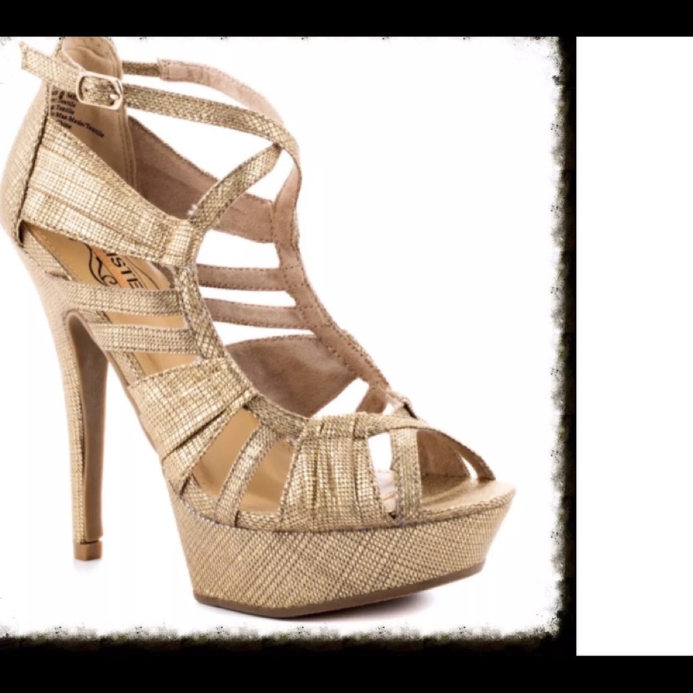 Gold Platform Fabric Sandals (size 7.5)